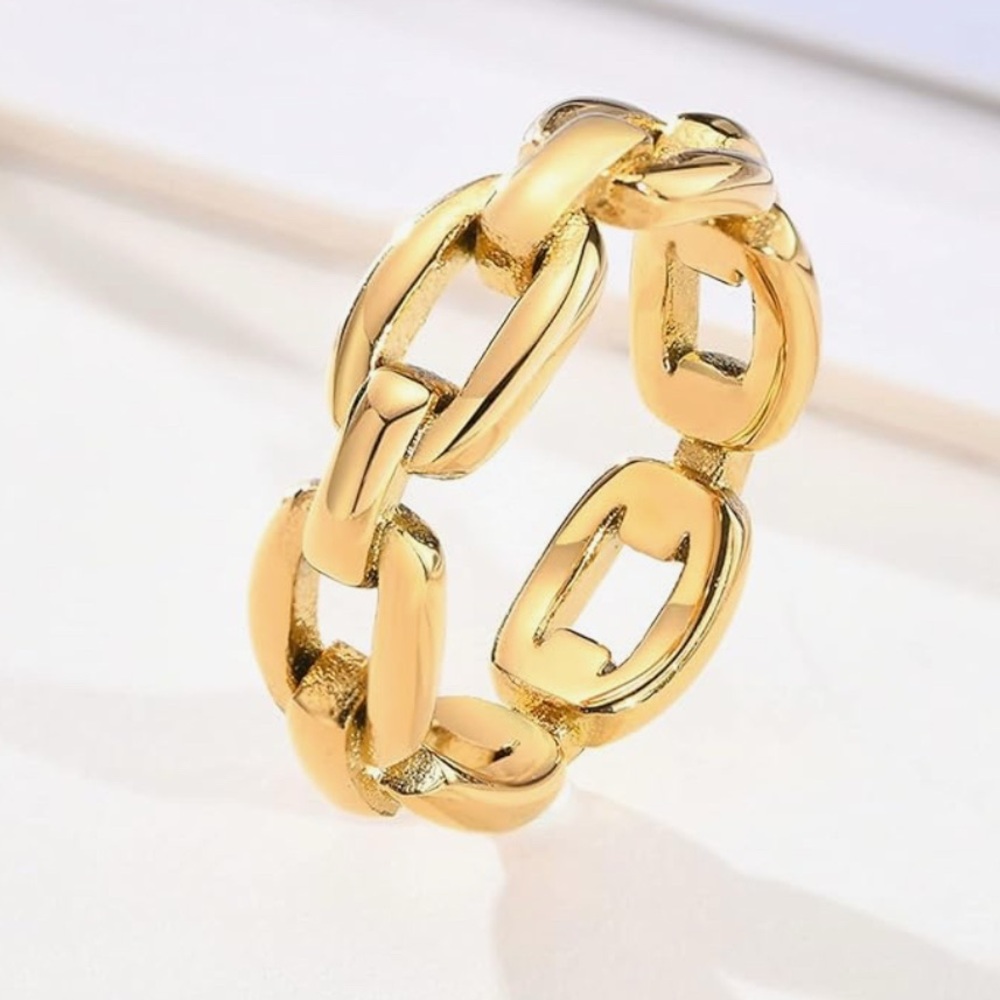 Statement Ring! Gold Chain Link Ring With Modern … - image 1